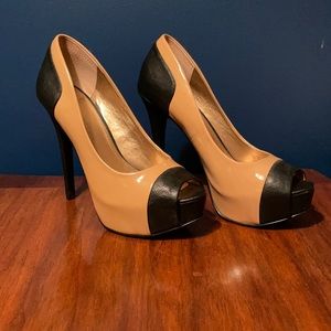 BCBG Black & Tan Heels